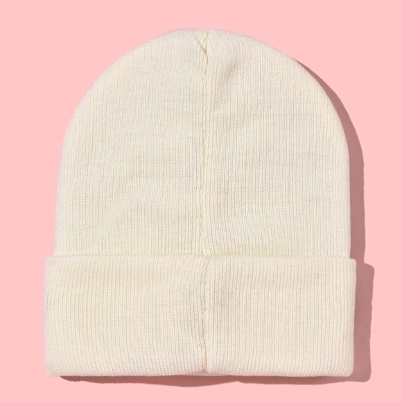cream fall knit lips graphic beanie - Picture 2 of 4